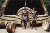 zulu-women.JPG (44507 Byte)